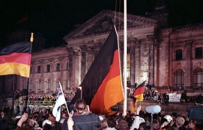 The Berlin Wall and the rise of nationalism